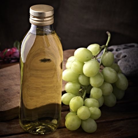 Carrier oils for skin care grapeseed oil