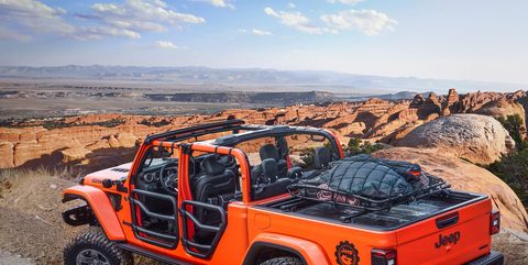 The Jeep Gladiator Gravity Has Rock Climber Style 2019