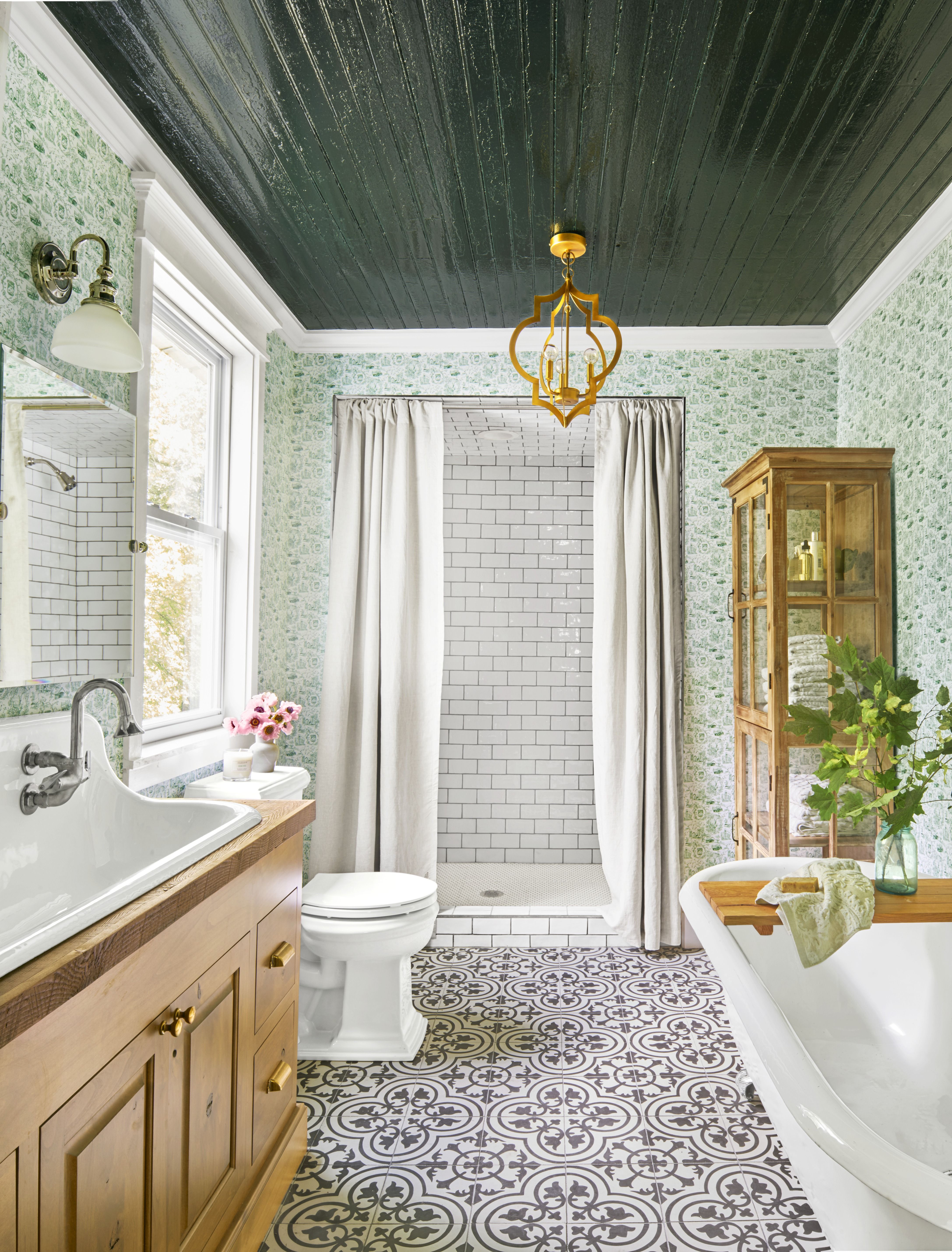 Old House Bathroom Ideas / 15 Small Bathroom Ideas This Old House : Bungalow bathroom craftsman bathroom bathroom renos bathroom interior bathroom ideas basement bathroom bathroom organization bungalow decor bathroom inspo.