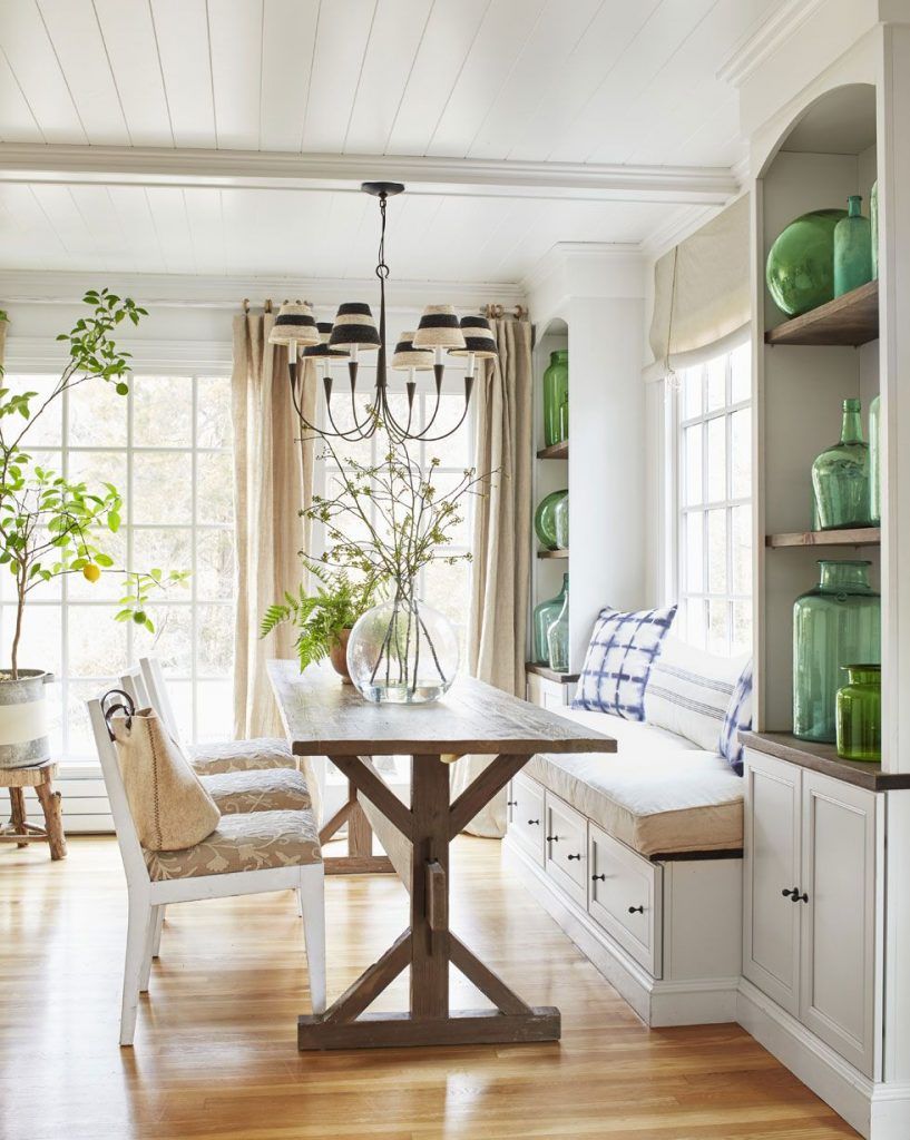 banquette and table