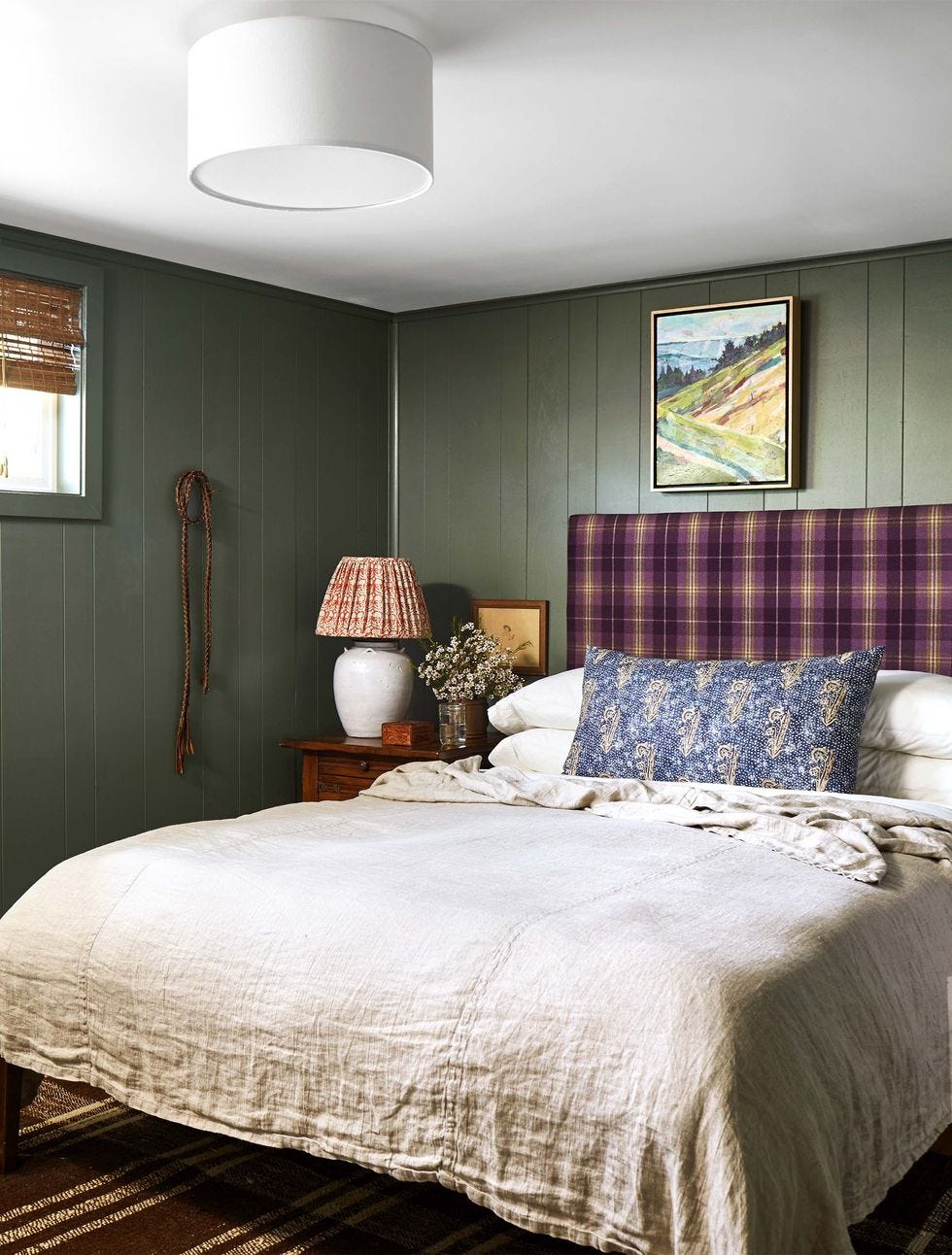 15 Dark Green Paint Colors That Set a Soothing Atmosphere