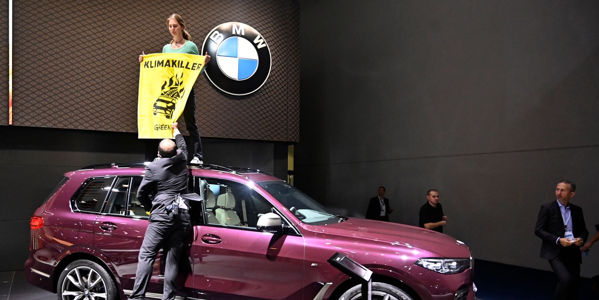 Anti Car Groups Call For An Suv Ban Protest At Frankfurt Auto Show