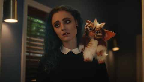 Gremlins Star Reunites With Gizmo In New Advert