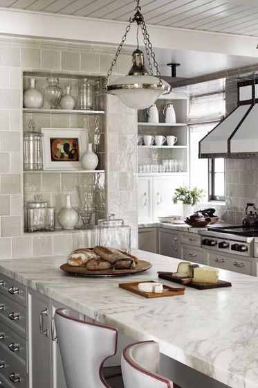 32 Best Gray Kitchen Ideas Photos Of, What Color Countertop Goes With Light Gray Cabinets