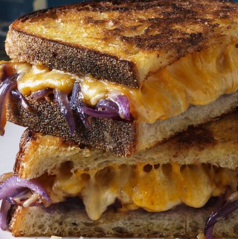 grilled cheese with bourbon melted onions