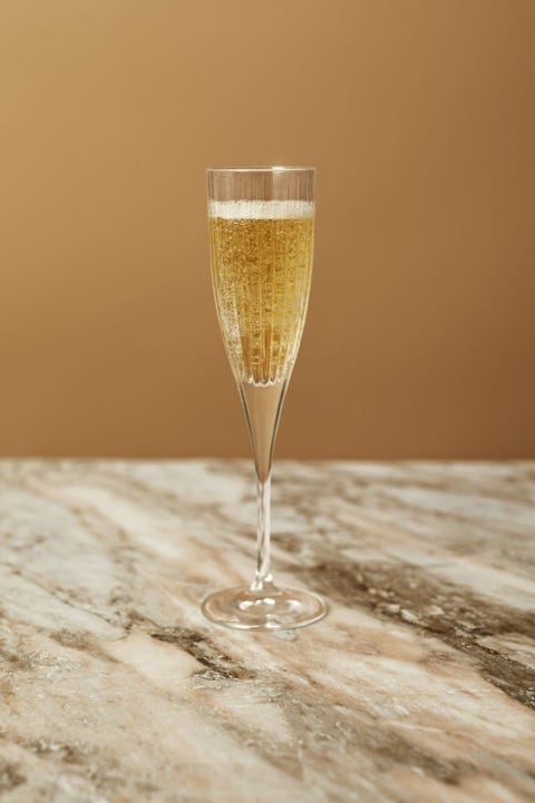 Champagne cocktail, Drink, Champagne stemware, Glass, Alcoholic beverage, Water, French 75, Classic cocktail, Stemware, Cocktail, 