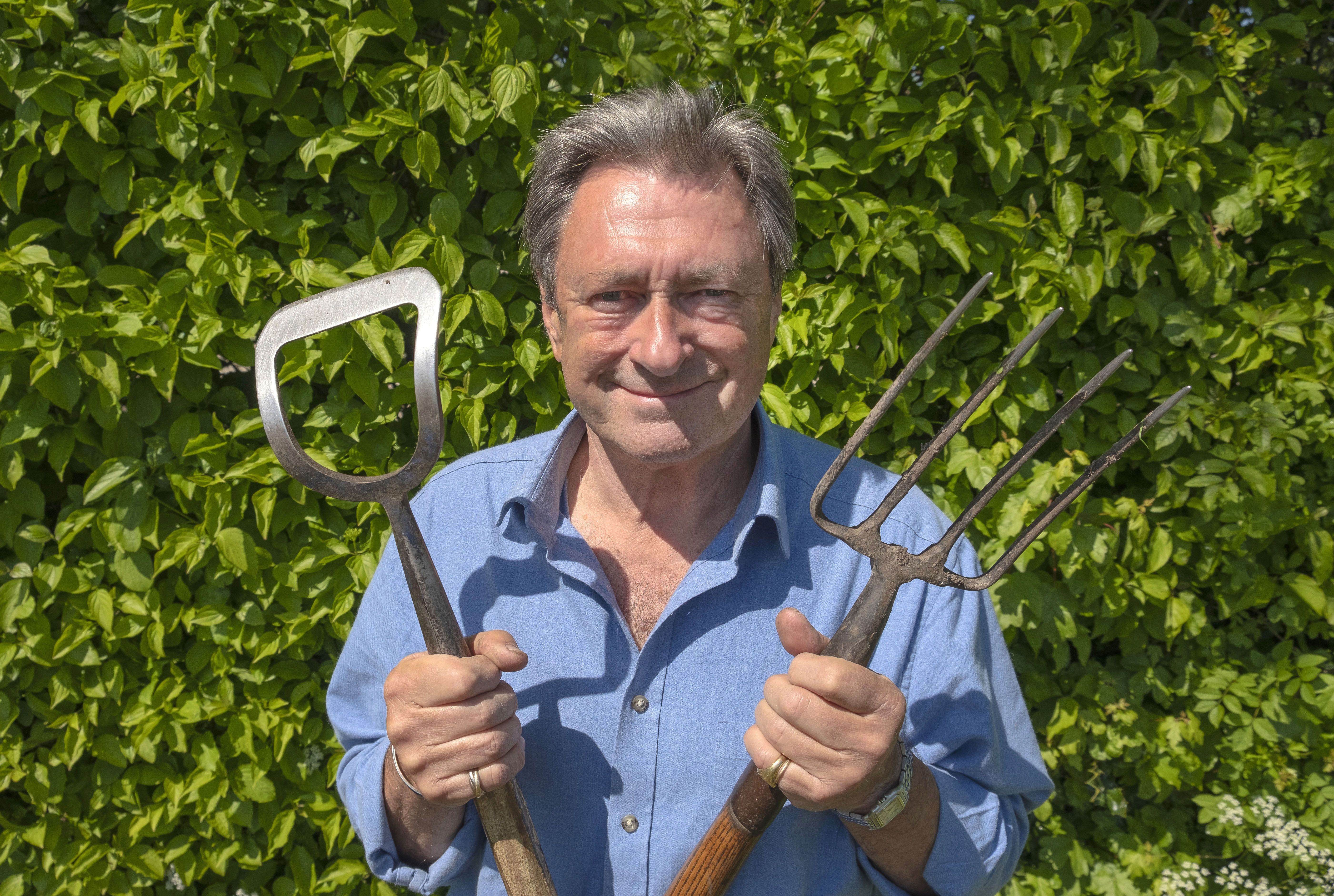 alan titchmarsh gardening gloves