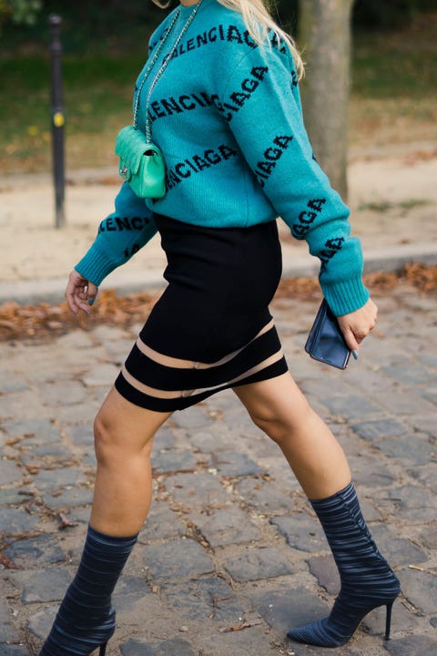 Street Style : Paris Fashion Week Womenswear Spring/Summer 2019 : Day Eight