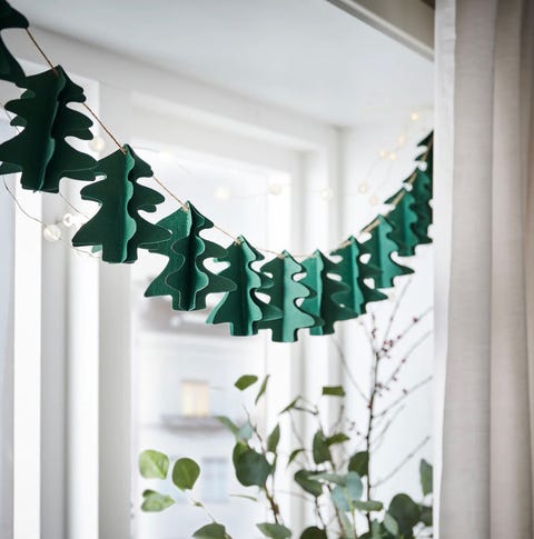 55 ideas con mucho estilo para decorar la puerta en Navidad 55 ideas con mucho estilo para decorar la puerta en Navidad