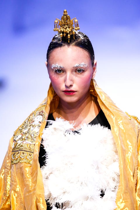 Best Hair and Makeup Looks From Spring 2020 Couture Fashion Week