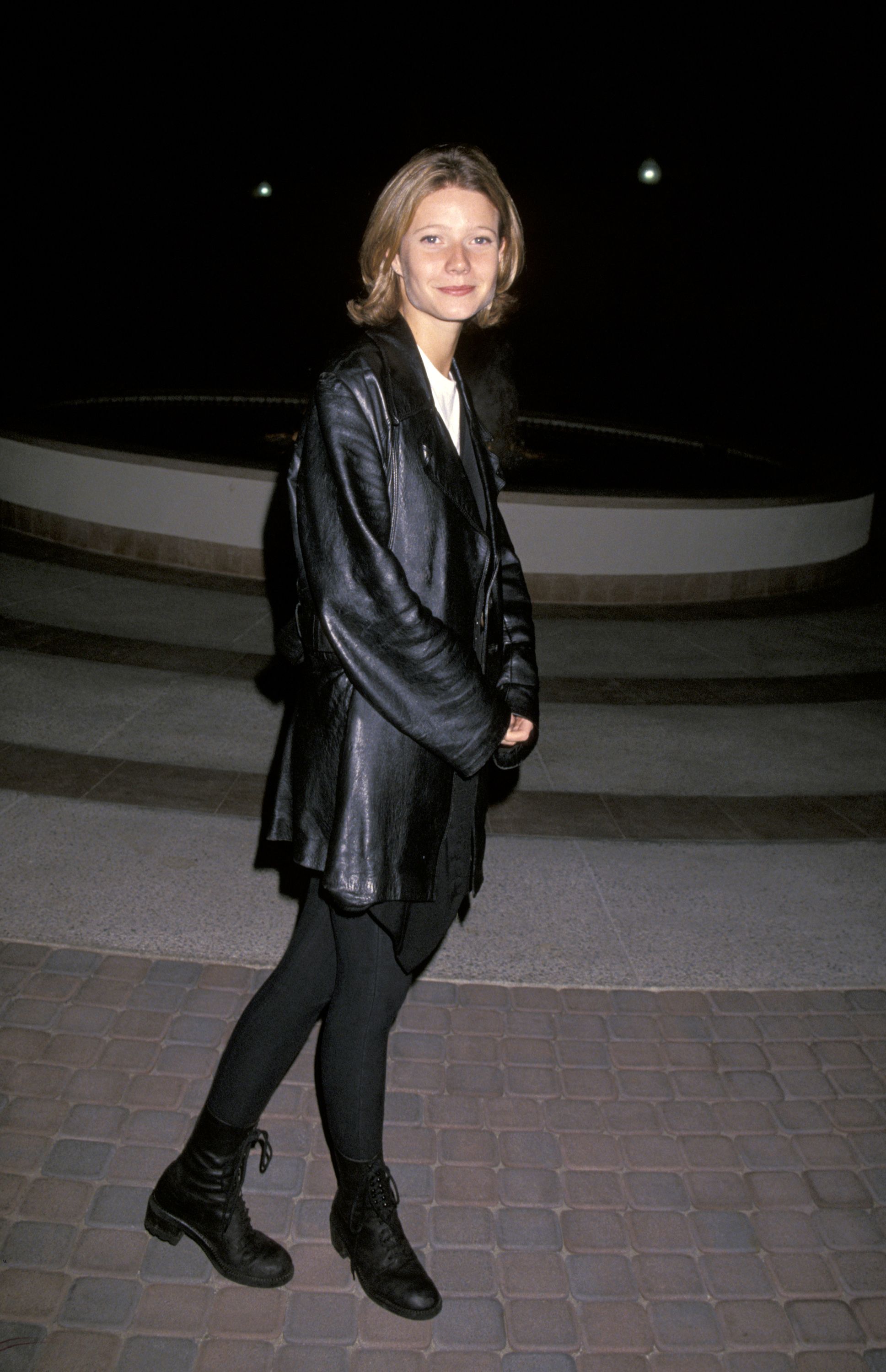 all black 90s outfit