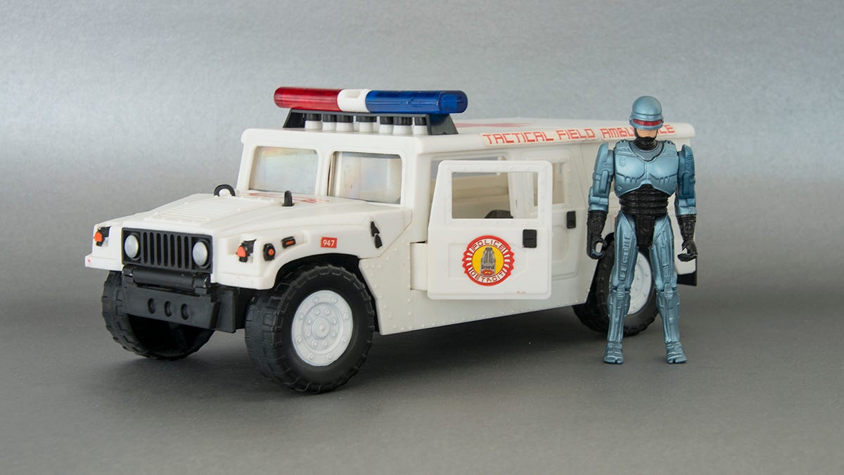 How RoboCop Helped Launch the Hummer H1