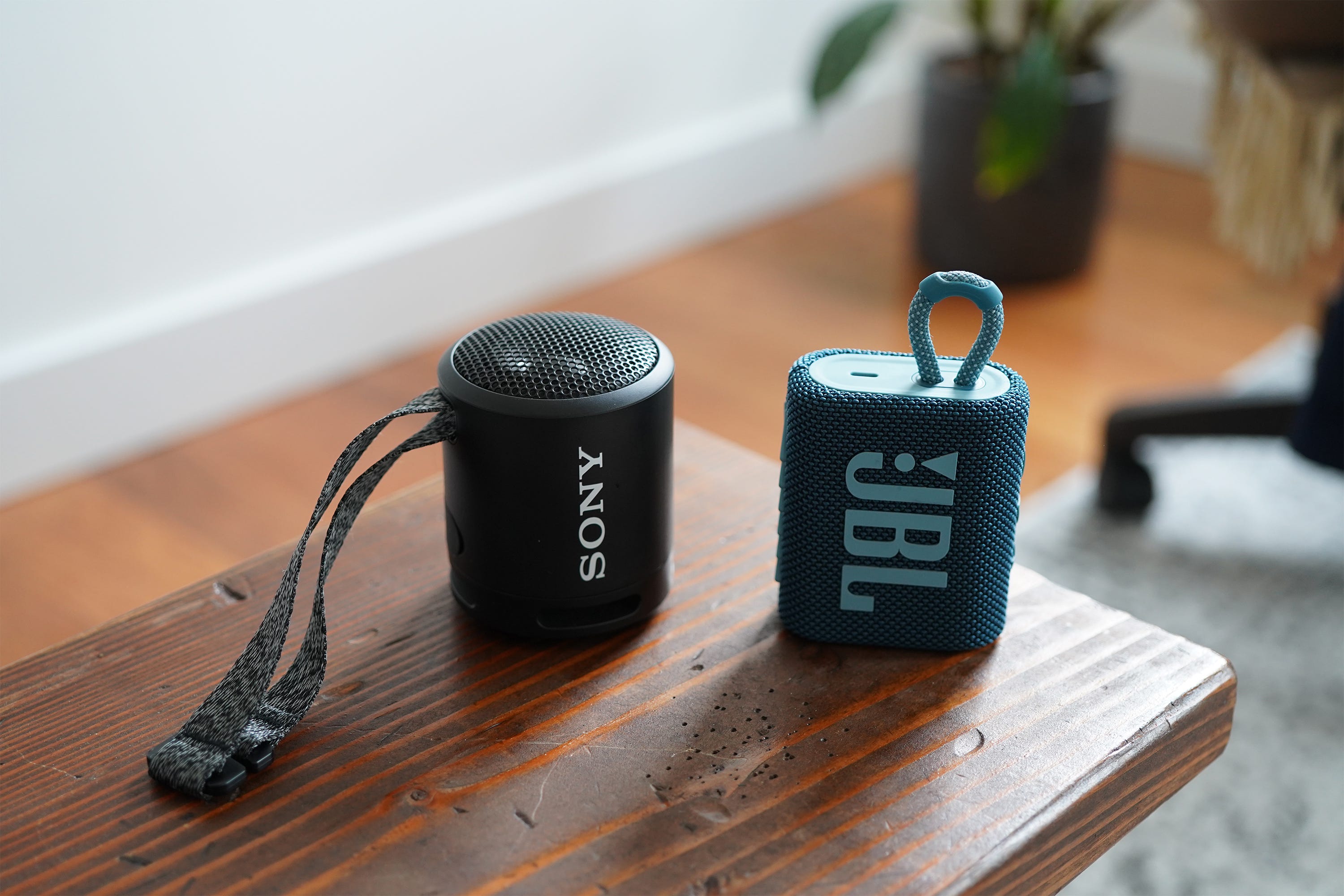 Which Is Better Sony Or Jbl Bluetooth Speaker
