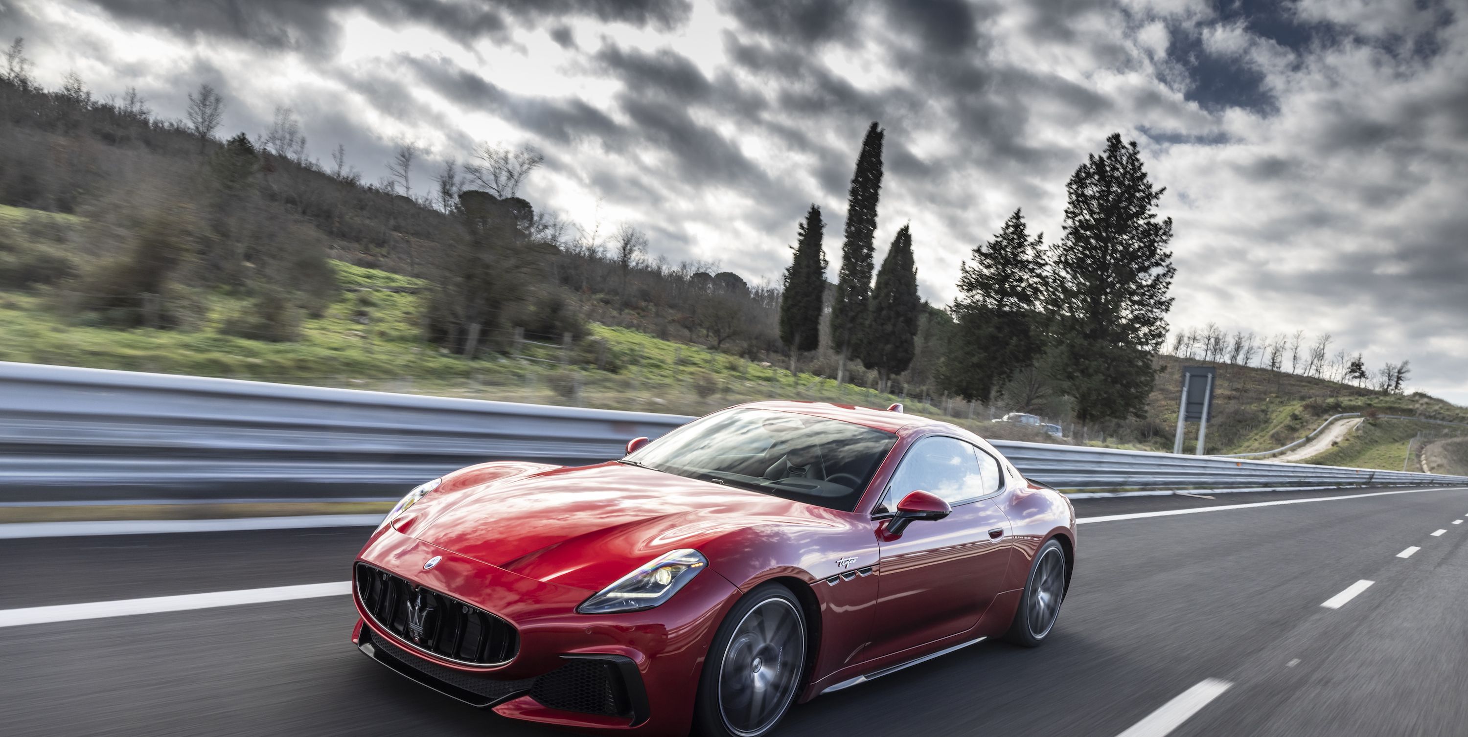 The Maserati GranTurismo Is an Unexpected Shock of Lightning