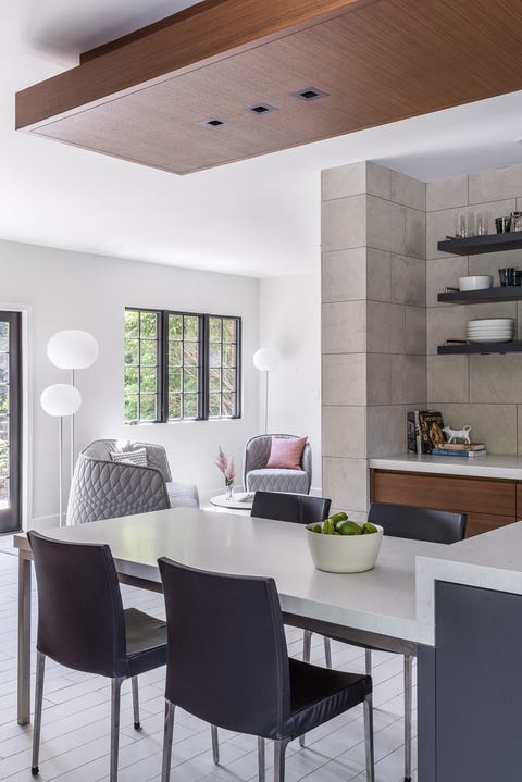 A Tudor-style house adapted to family life A Tudor-style house adapted to family life