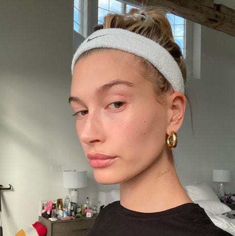 hailey bieber, hailey baldwin, tatouages ​​de célébrités