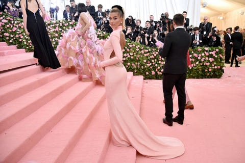 Hailey Baldwin Wore Custom Alexander Wang On The Met Gala