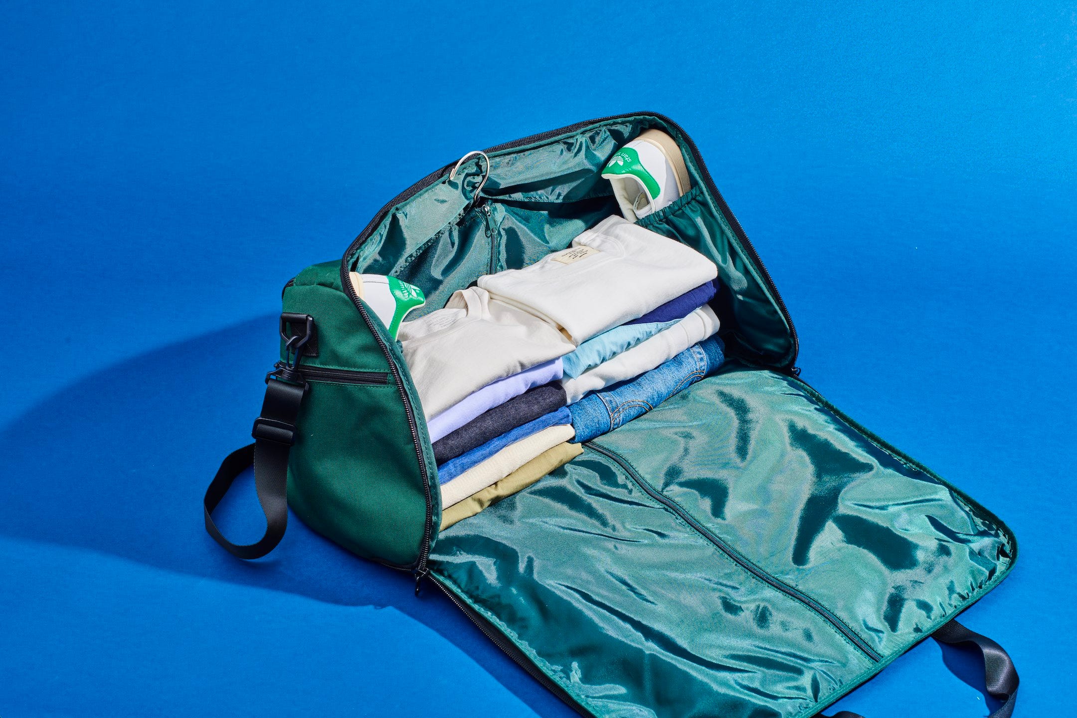 This $98 Duffel Bag Is My Ultimate Travel Hack