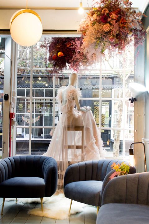 Weddings workshop | Flower arranging in Bloomsbury