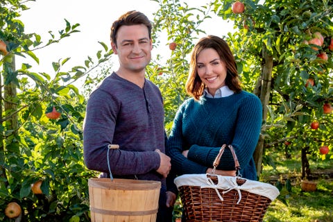 Hallmark Channel Fall Harvest 18 Lineup Hallmark Fall Movie News And Updates