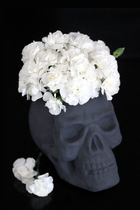 skull vase