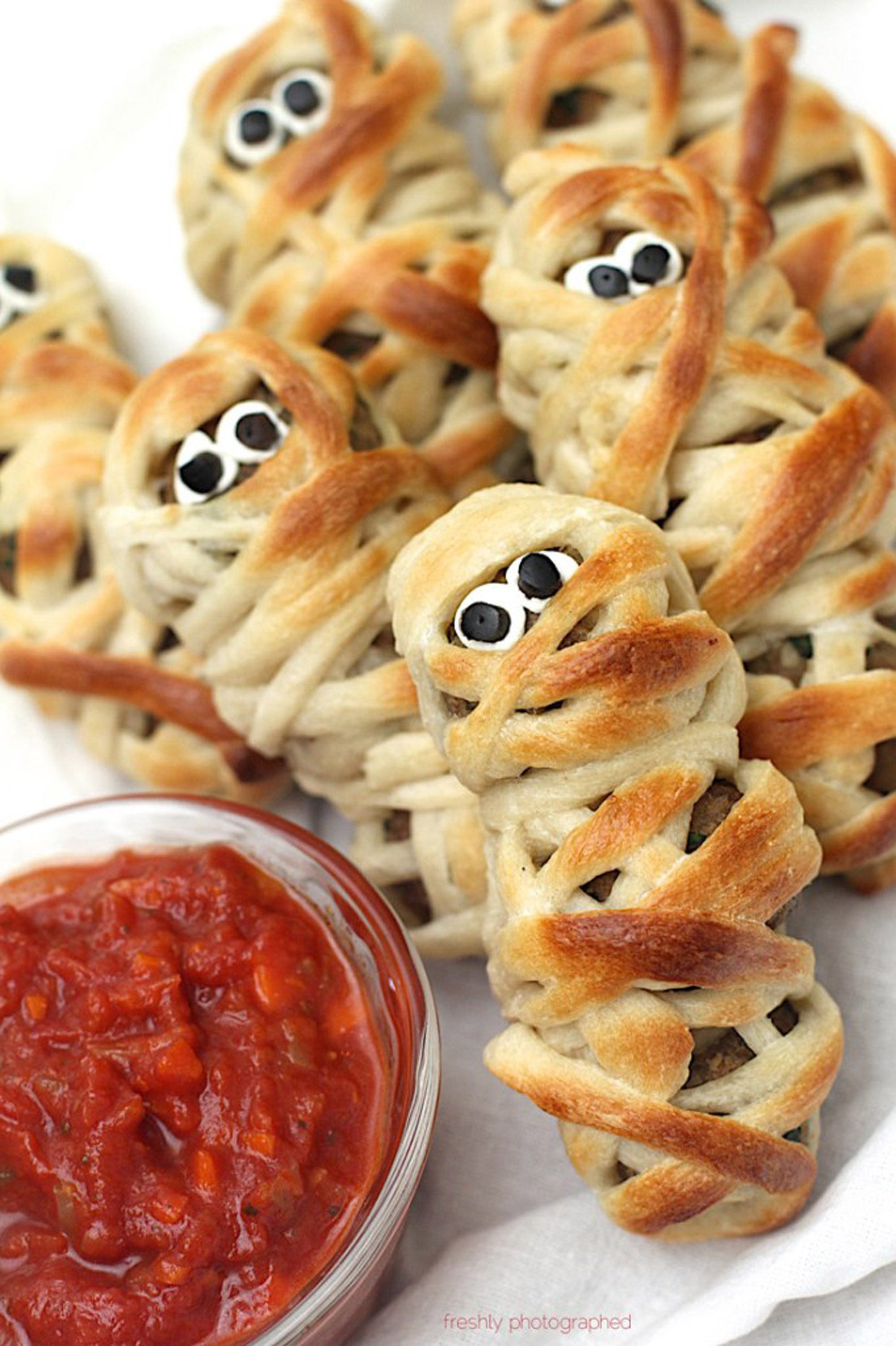 31 Easy Halloween Party Appetizers — Best Recipes for Halloween Hors D 