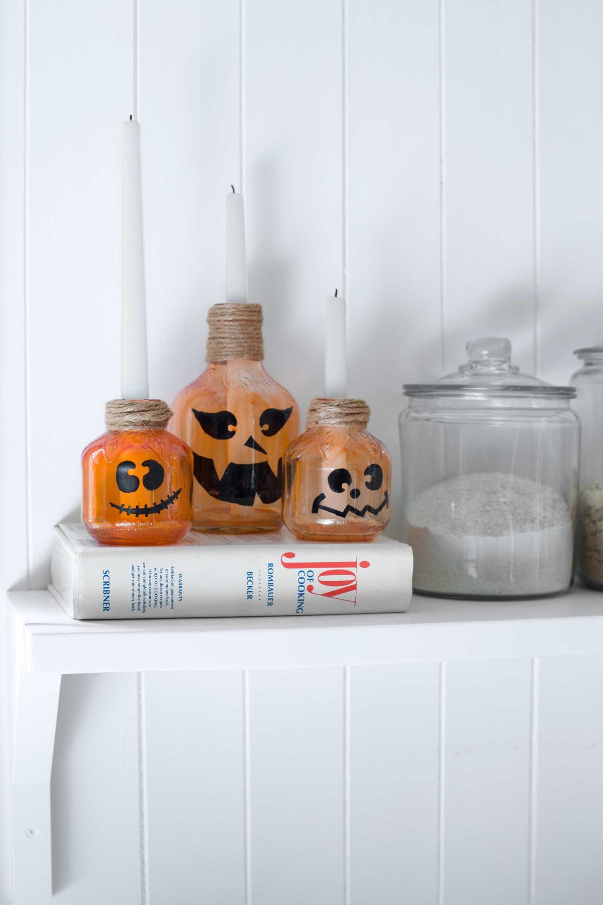 57 Easy Halloween Crafts - Halloween DIY Craft Projects for Adults &amp; Kids