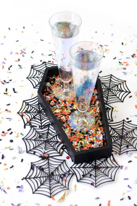 65 Easy Halloween Crafts - Best DIY Halloween Craft Projects for Adults & Kids