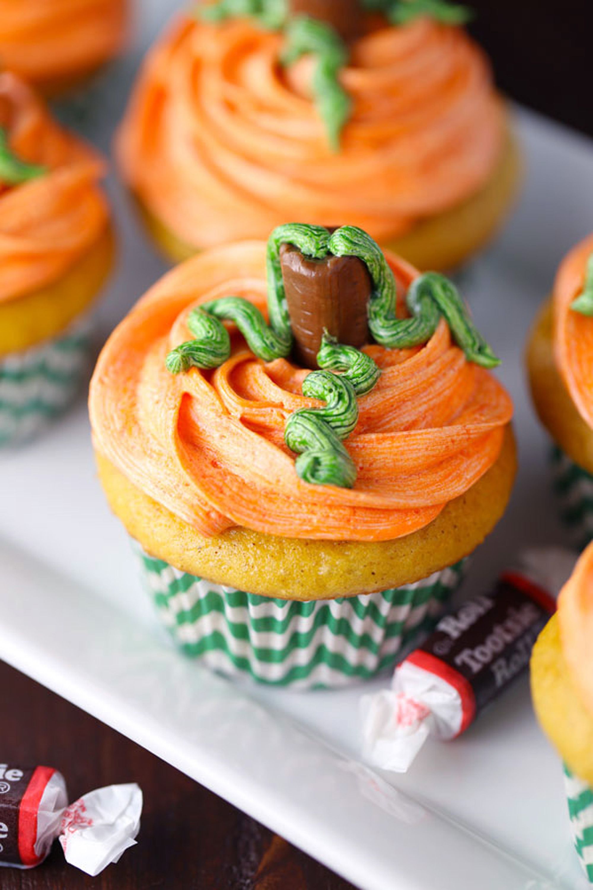 Halloweem Cupcakes | bouncingrobbit