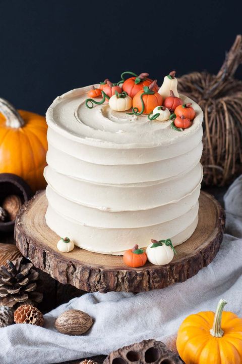 How To Decorate A Halloween Cake