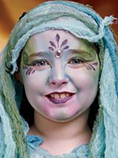 halloween face paint swamp girl