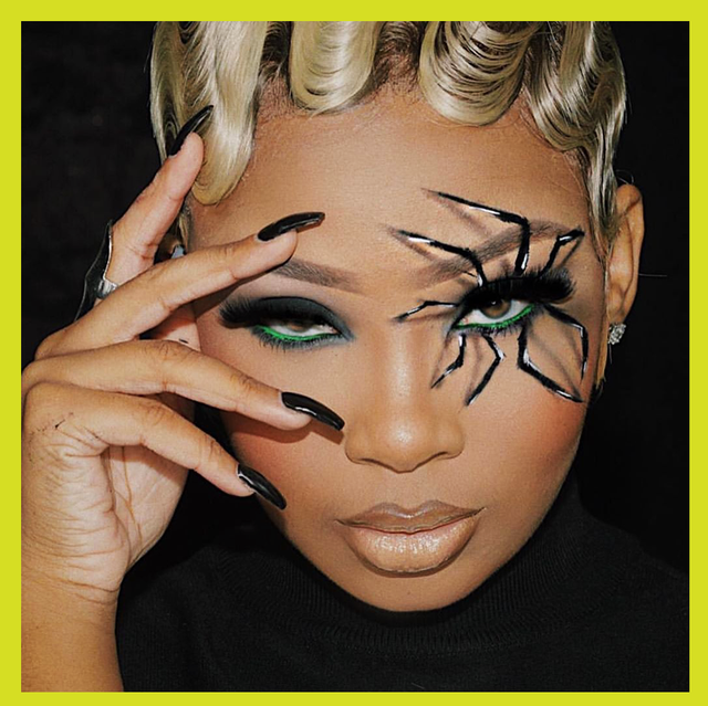 30 Halloween Eye Makeup Ideas And Easy Looks For 2020 Creamy makeup products blend better when they're warmed up. 30 halloween eye makeup ideas and easy