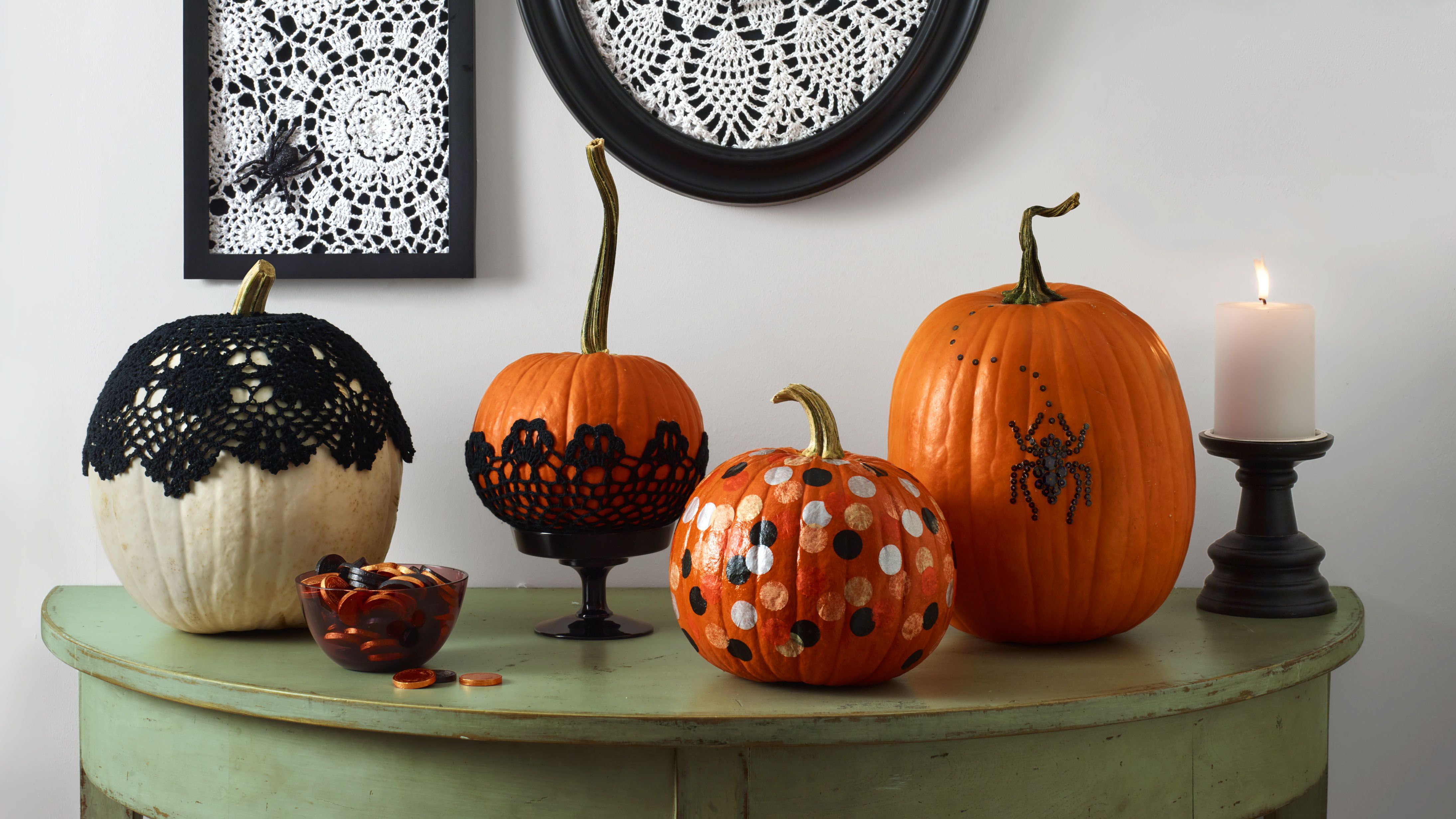 decorate a pumpkin