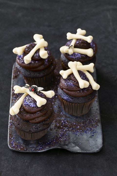 halloween cupcakes chocolate voodoo cake 