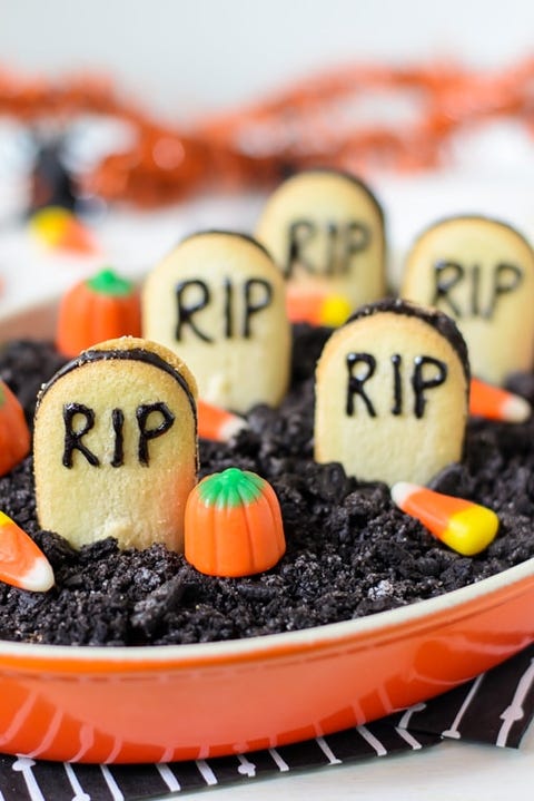 30 Easy Halloween Party Snacks — Ideas And Recipes For Halloween Snacks Halloween Snacs Graveyard Chocolate Cheesecake Dip Tastes Just Like A Chocolate Cheesecake With Oreos On Top 1530297692 Halloween Snacks