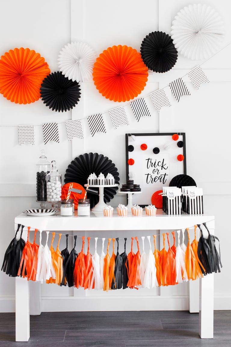 Best Halloween Table Decorations and Centerpiece Ideas - Chic Halloween