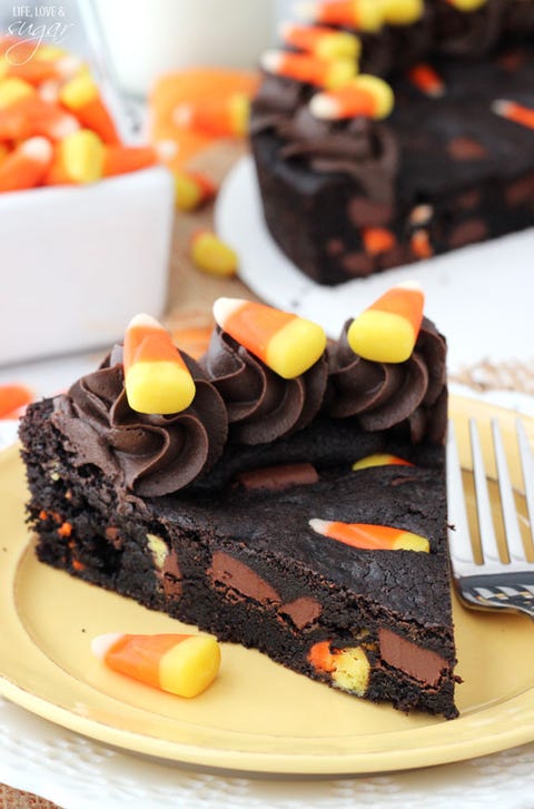 halloween treats cookie cake