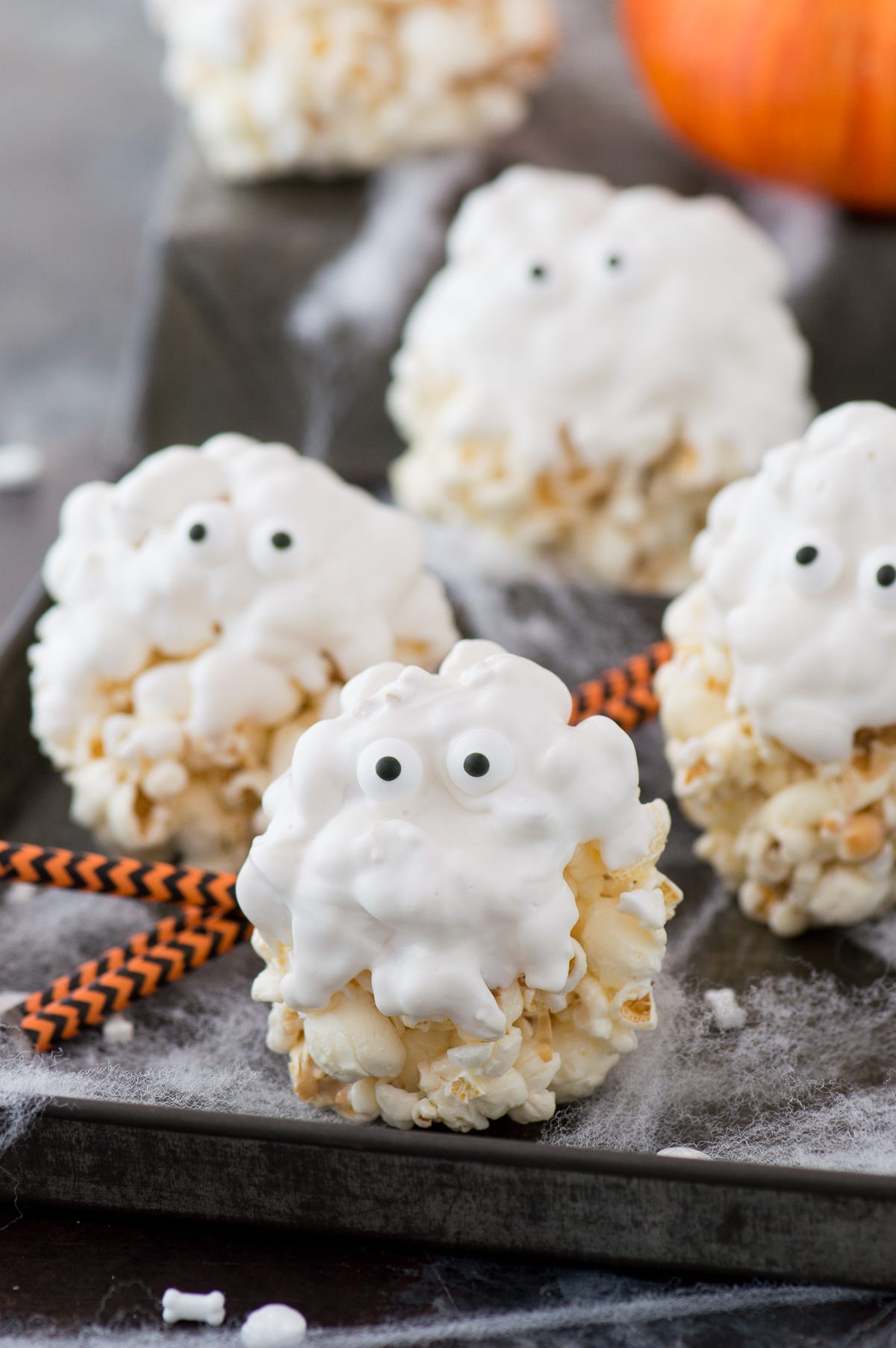 80 Best Halloween Treats - Easy Halloween Dessert Recipes