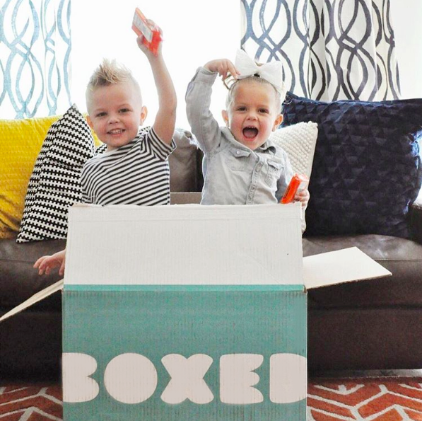 Child, Toddler, Room, Home, Furniture, Table, Baby, Play, Couch, Family,