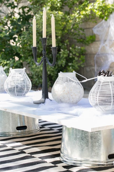 White, Table, Furniture, Design, Tablecloth, Coffee table, Room, Interior design, Glass, Linens, White, Table, Furniture, Design, Tablecloth, Coffee table, Room, Interior design, Glass, Linens,