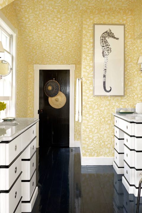 12 Cheerful Yellow Bathroom Decor Ideas - Yellow Bathroom ...