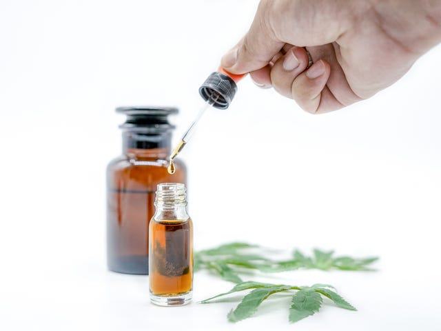 What Are The Vital Things To Consider When You Are Buying CBD Products