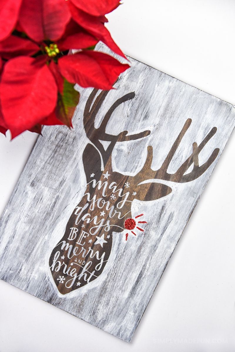 AN OLD ELF & CUTE REINDEER LIVE HERE WOOD WALL HANGING SIGN CHRISTMAS SIGN 