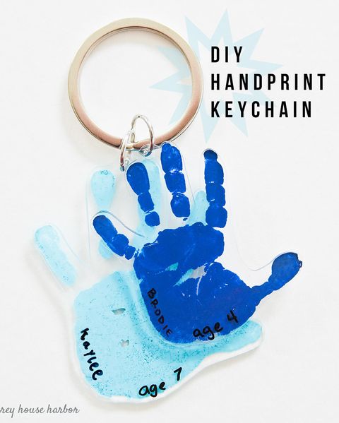 diy handprint keychain mother's day crafts