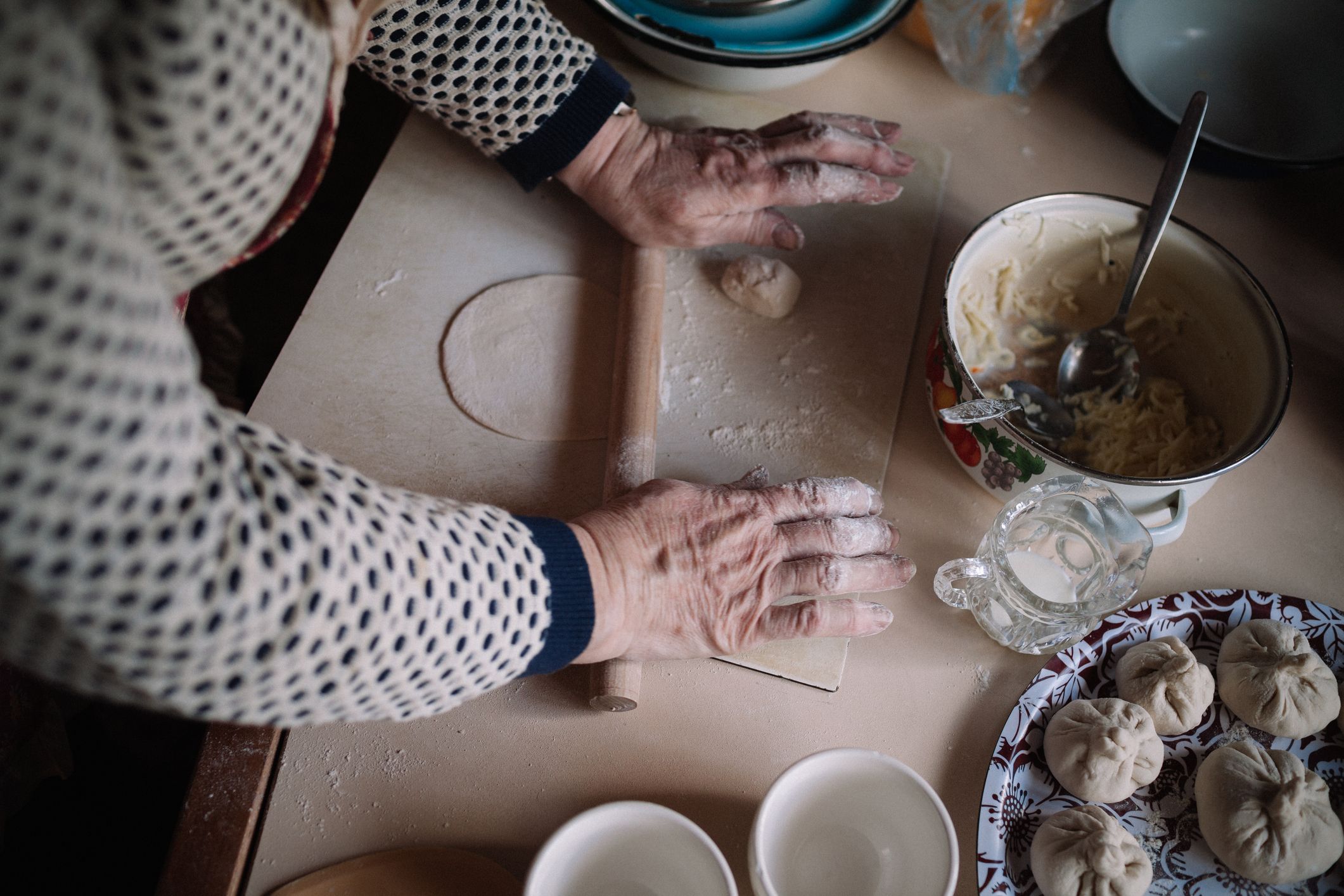 Il Ristorante Delle Nonne A New York Storia Dell Enoteca Maria   Hands Of Two Senior Women Preparing Food On The Royalty Free Image 1685013253 