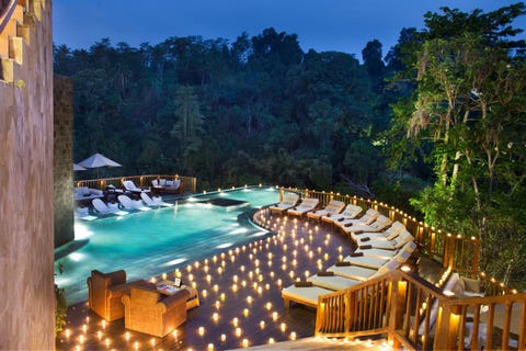 Piscina del hotel Hanging Gardens of Bali