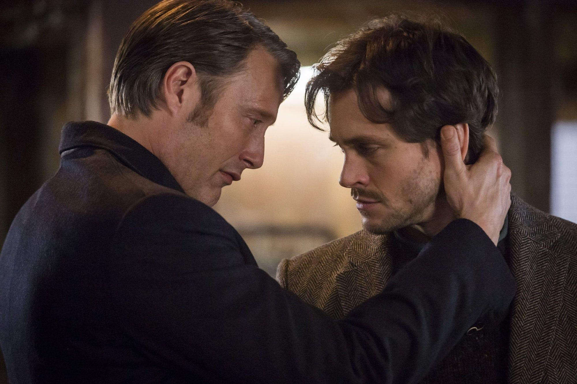 Hannibal': Mads Mikkelsen casi besa a Hugh Dancy en la serie