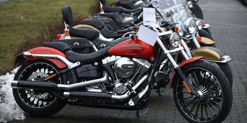 Harley-Davidson Halts Production, LiveWire Continues