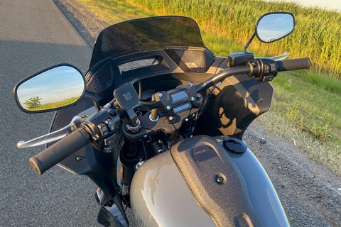 Le meilleur low rider de tous les temps ? 4 guidon harley low rider st