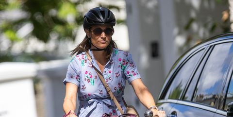 EXCLUSIVE: *NO WEB UNTIL 1730 BST 9TH AUGUST* Pregnant Pippa Middleton seen riding her bike whilst out and about in London